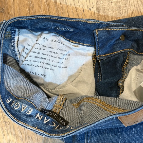 American Eagle Jeggings Distressed Jeans - Picture 5 of 8